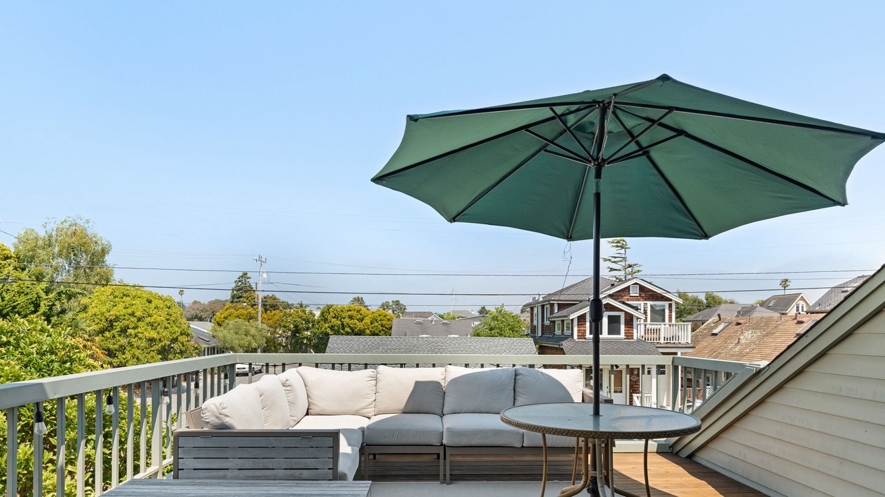 Photo of Outdoor in Seabright