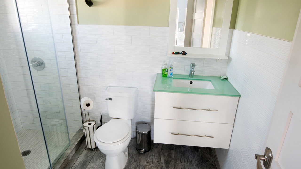 Photo of Bathroom in Cockburn Town