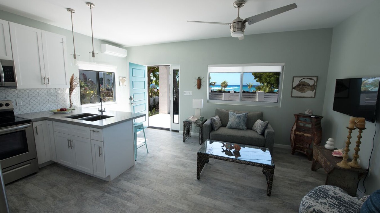 Photo of Livingroom in Cockburn Town