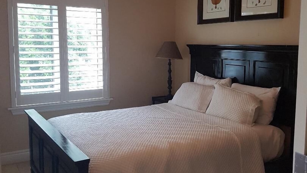 Photo of Bedroom in Grace Bay