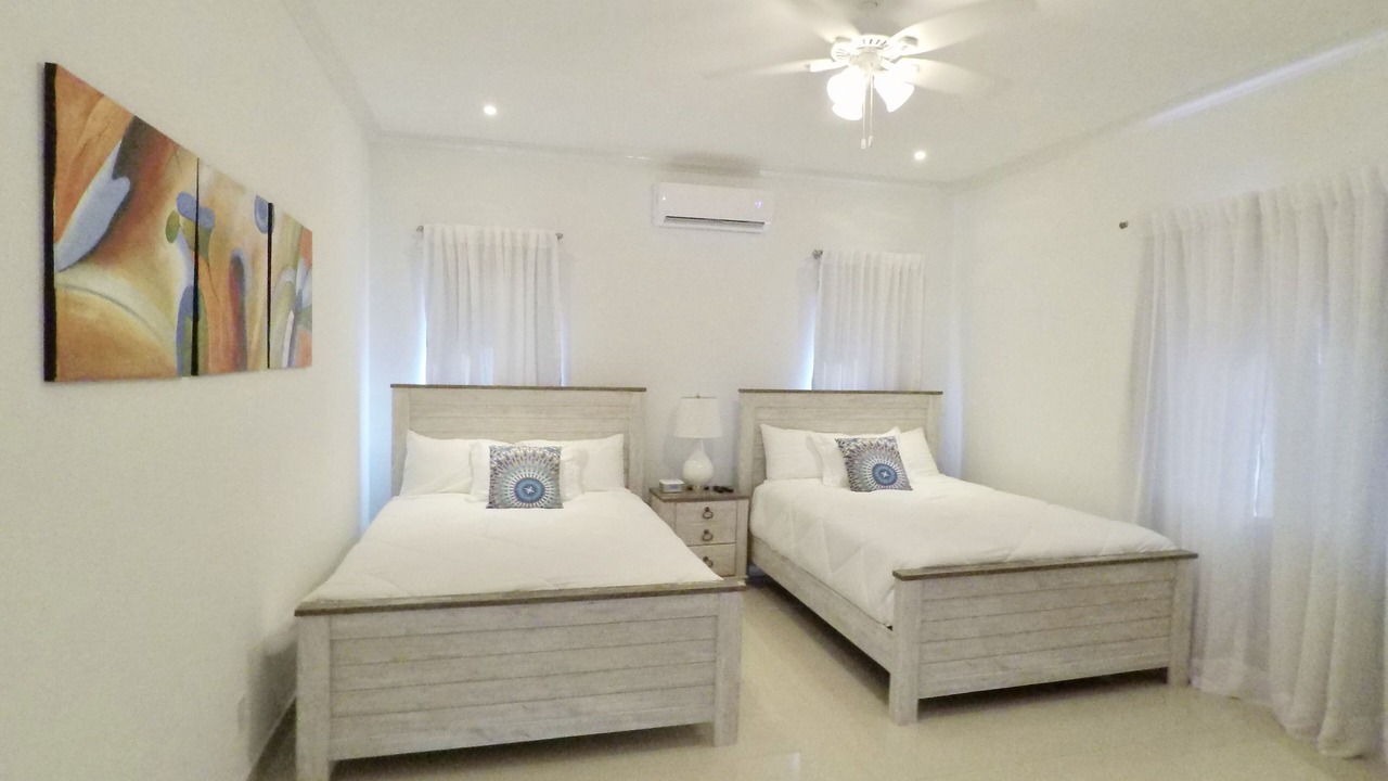 Photo of Bedroom in Grace Bay West