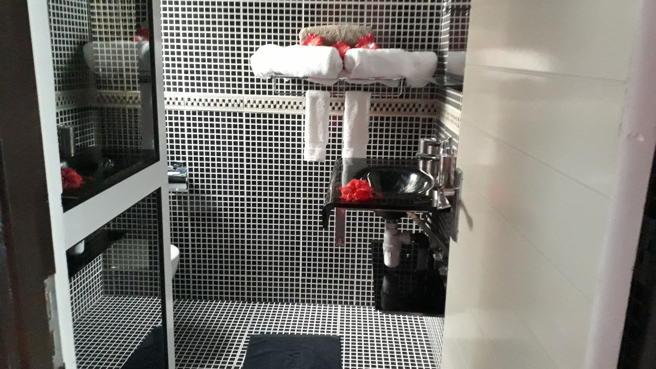 Photo of Bathroom in Mare Anglaise
