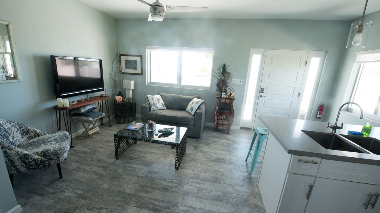 Photo of Livingroom in Cockburn Town