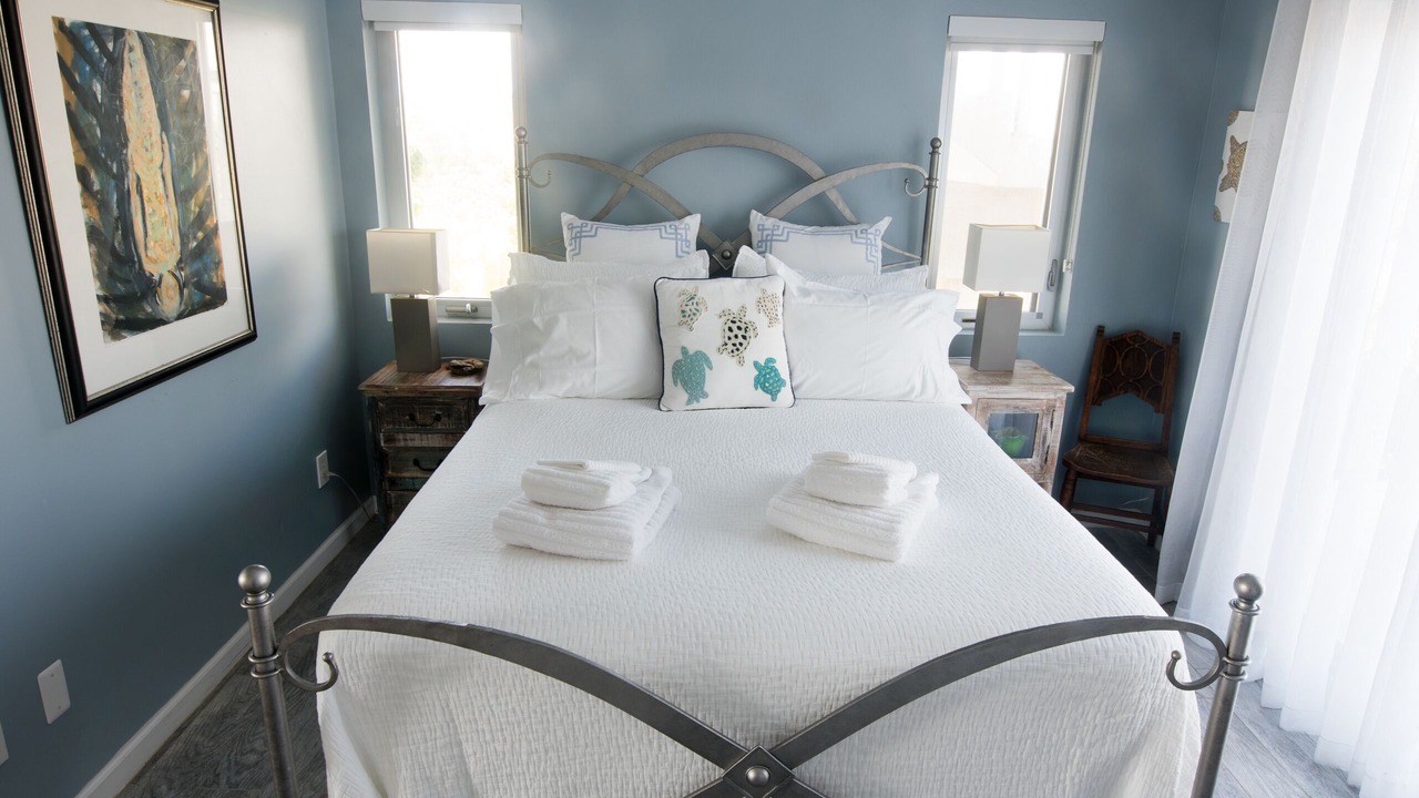 Photo of Bedroom in Cockburn Town
