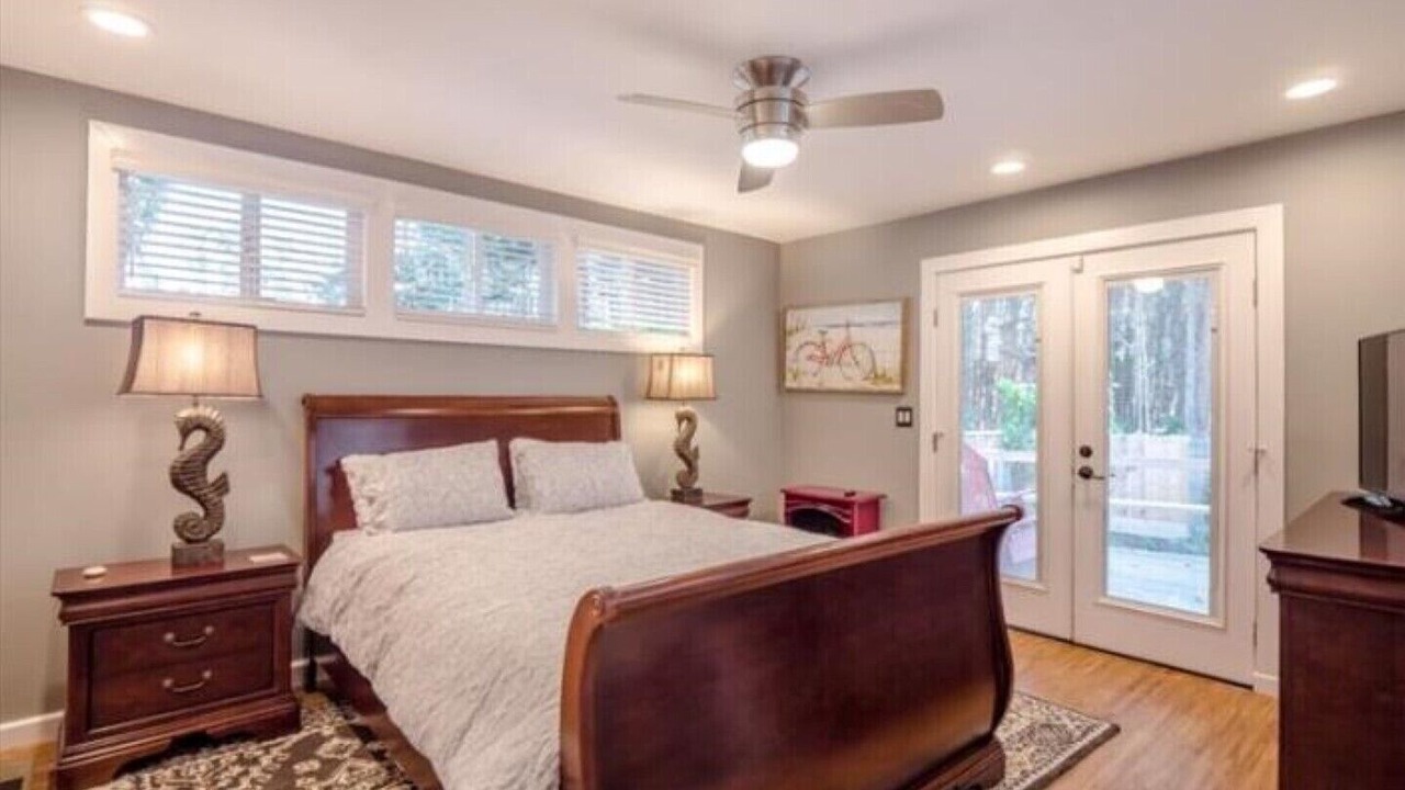 Photo of Bedroom in Aptos