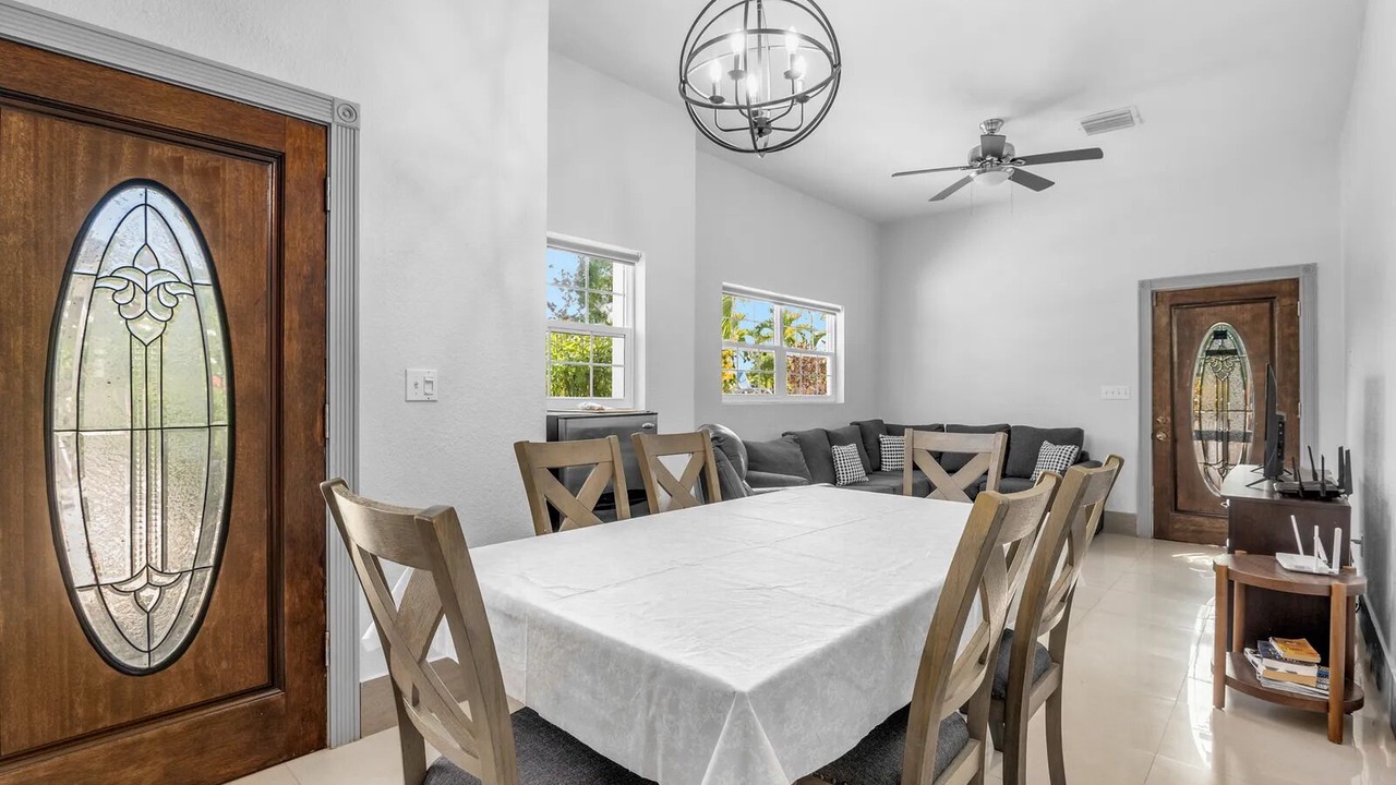 Photo of Bedroom in Long Bay