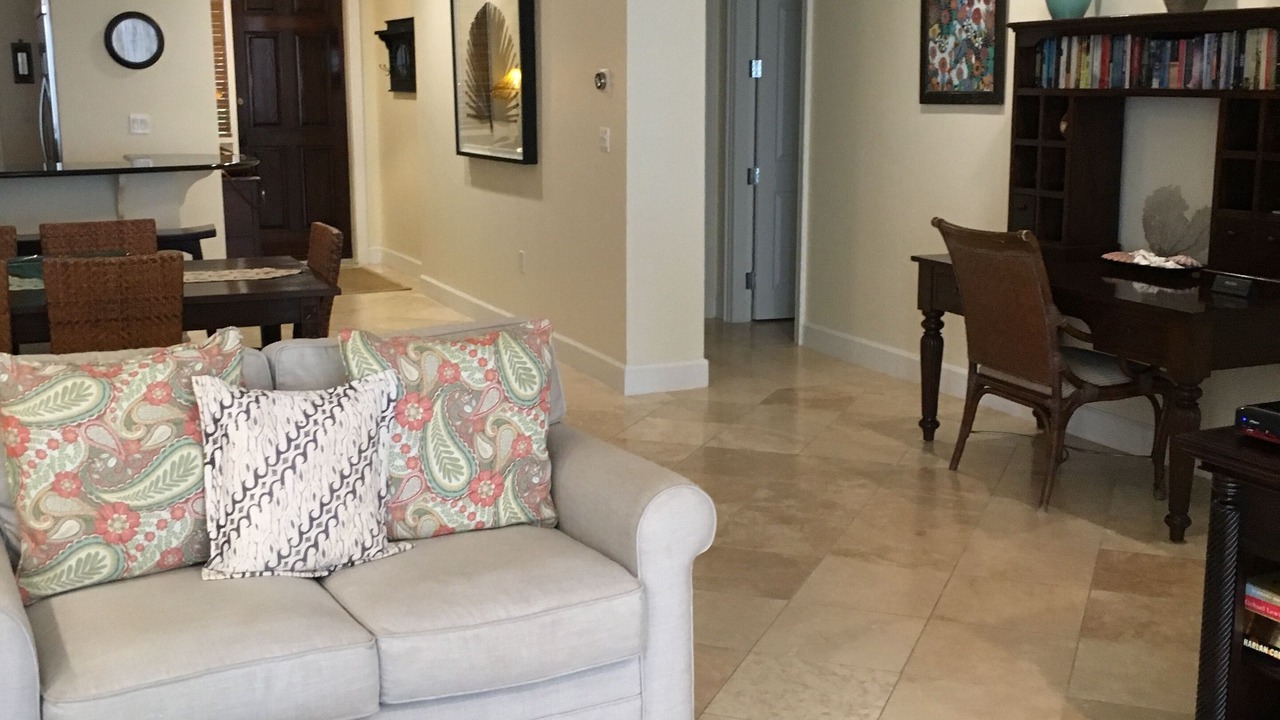 Photo of Livingroom in Grace Bay