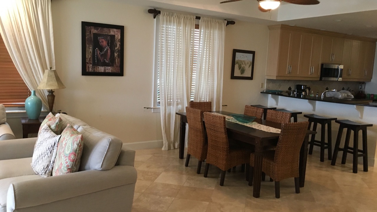 Photo of Livingroom in Grace Bay