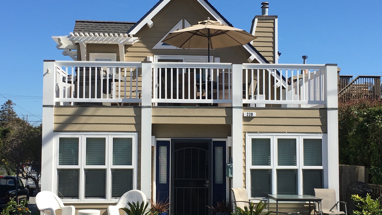 Photo of Others in Seabright