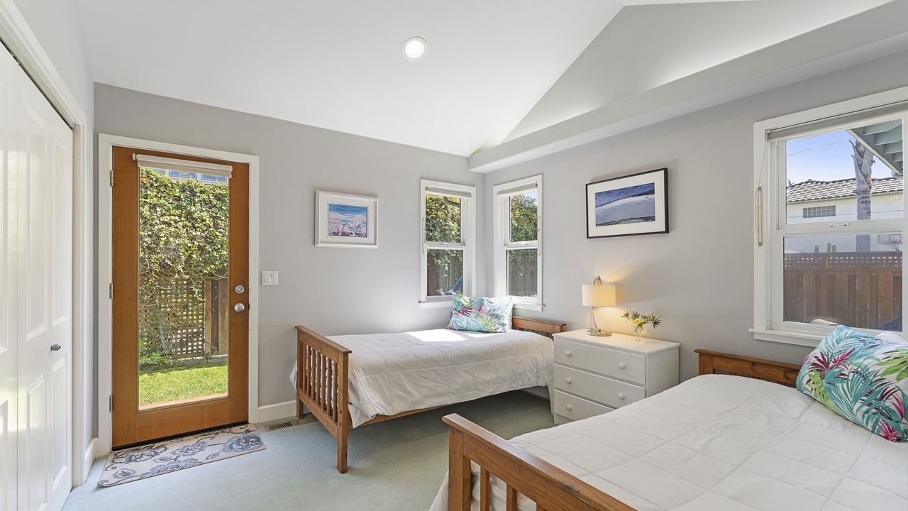Photo of Bedroom in Opal Cliffs