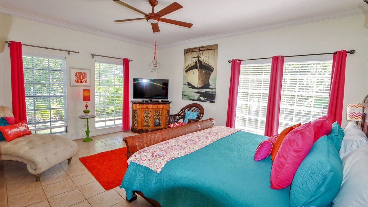 Photo of Bedroom in Leeward Settlement