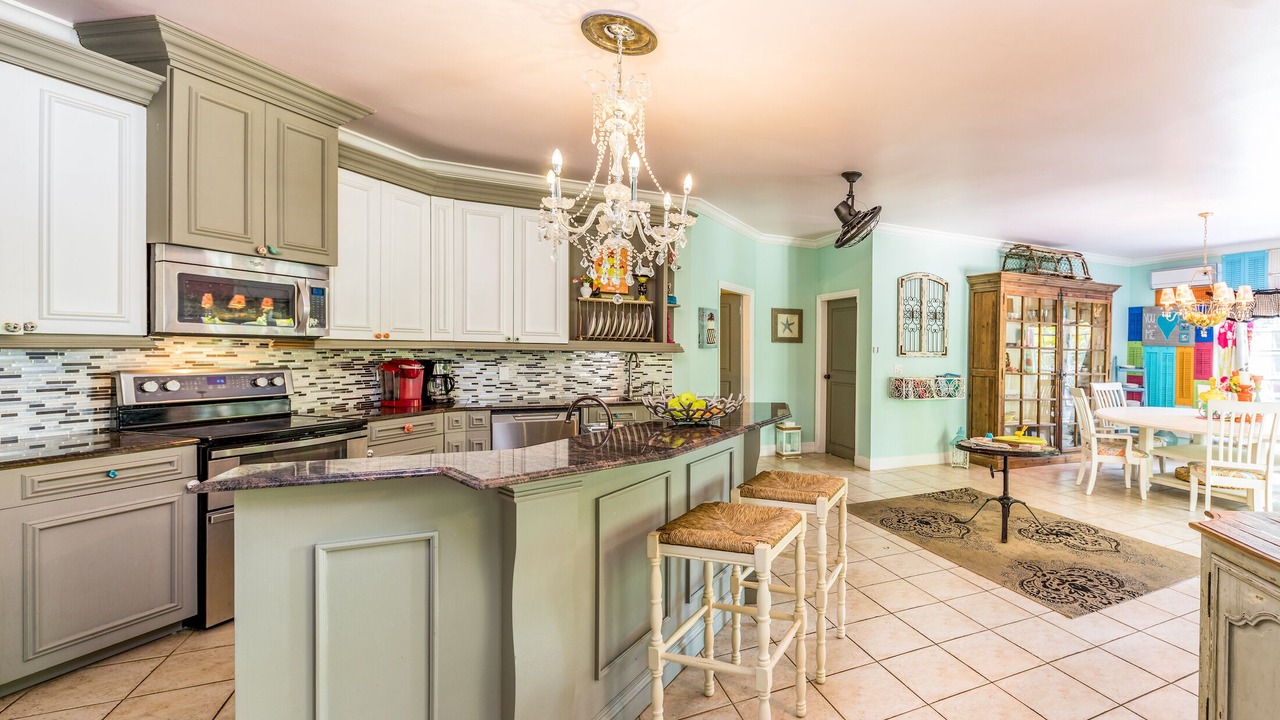 Photo of Kitchen in Leeward Settlement