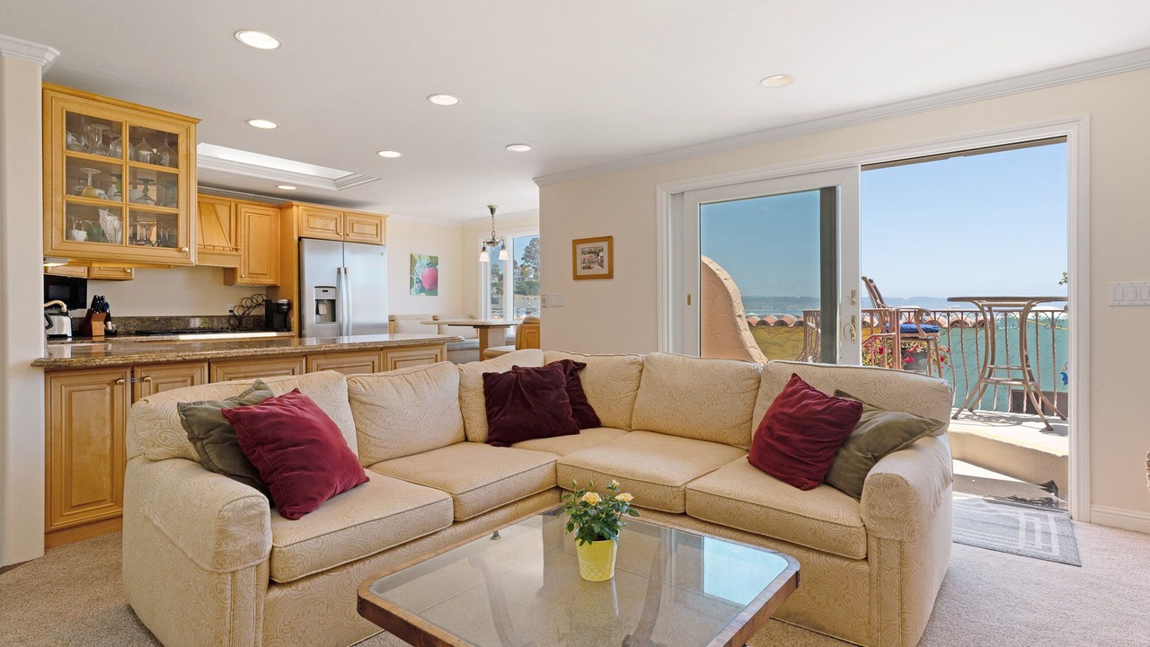 Photo of Livingroom in Capitola
