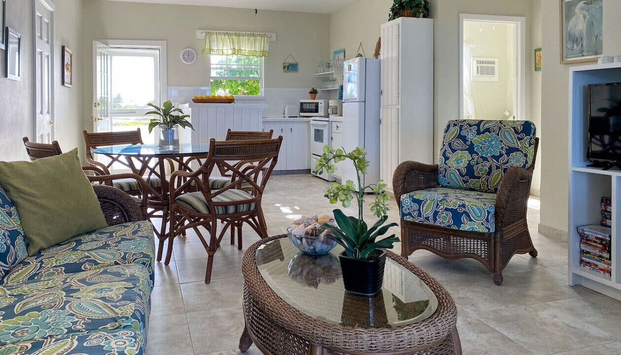 Photo of Livingroom in Cockburn Town