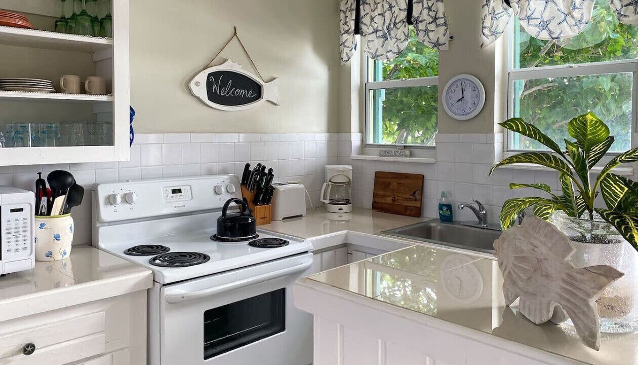 Photo of Kitchen in Cockburn Town