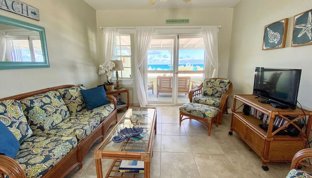 Photo of Livingroom in Cockburn Town
