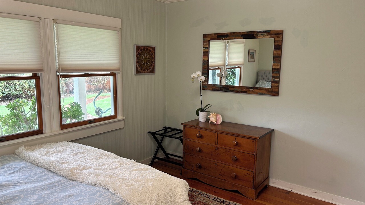 Photo of Bedroom in Opal Cliffs