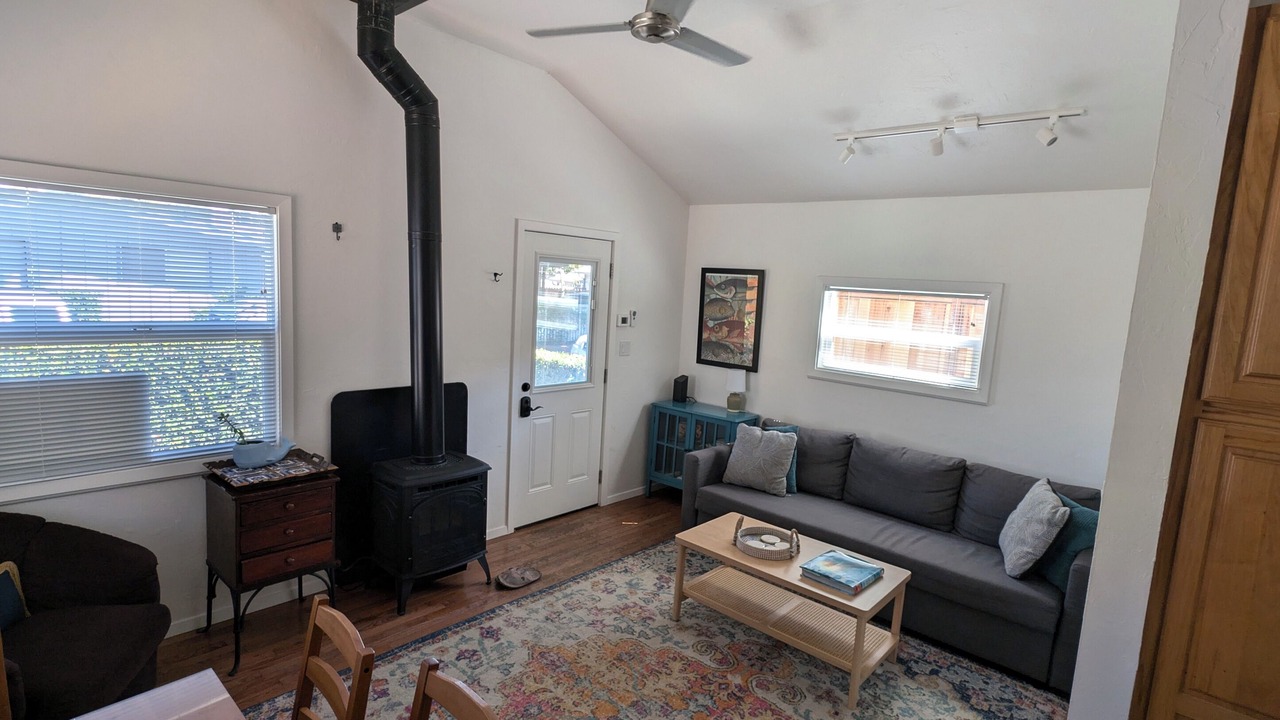 Photo of Livingroom in Eastside Santa Cruz