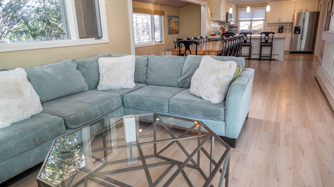 Photo of Livingroom in Eastside Santa Cruz