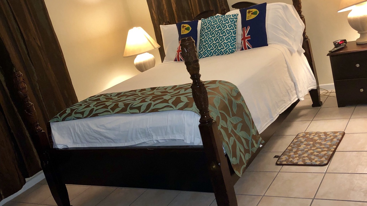 Photo of Bedroom in Leeward Settlement