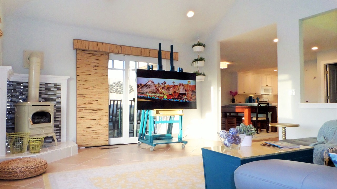 Photo of Livingroom in Eastside Santa Cruz