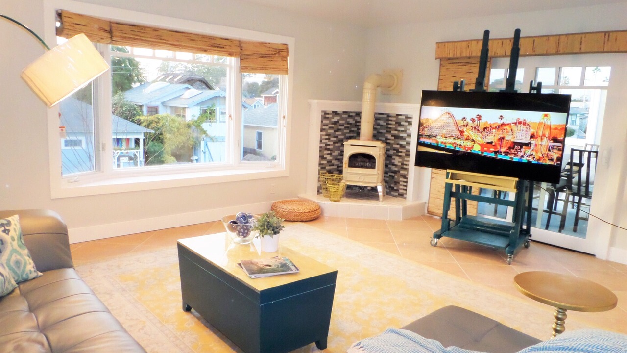 Photo of Livingroom in Eastside Santa Cruz