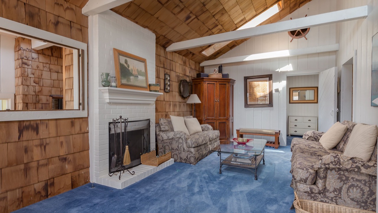 Photo of Livingroom in Seabright