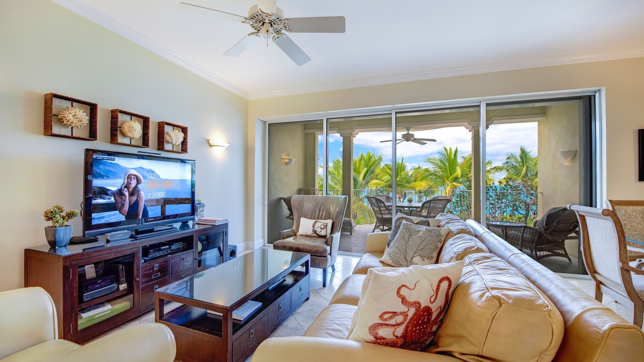 Photo of Livingroom in Grace Bay