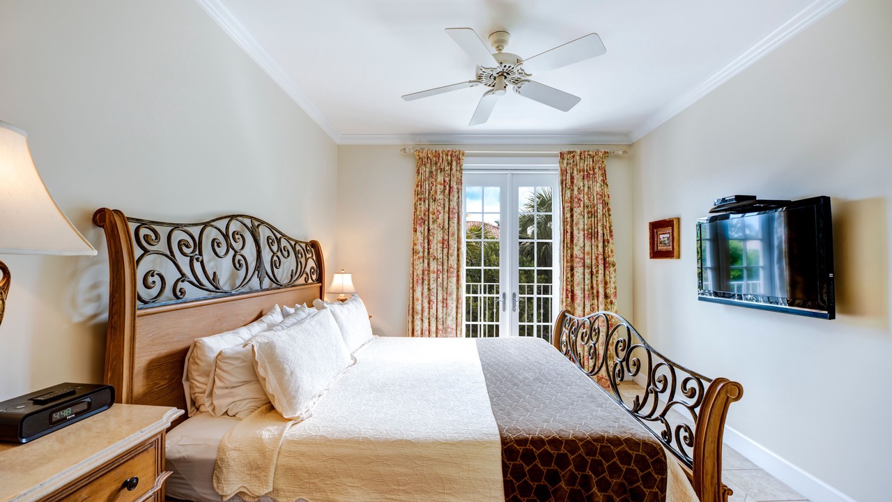 Photo of Bedroom in Grace Bay