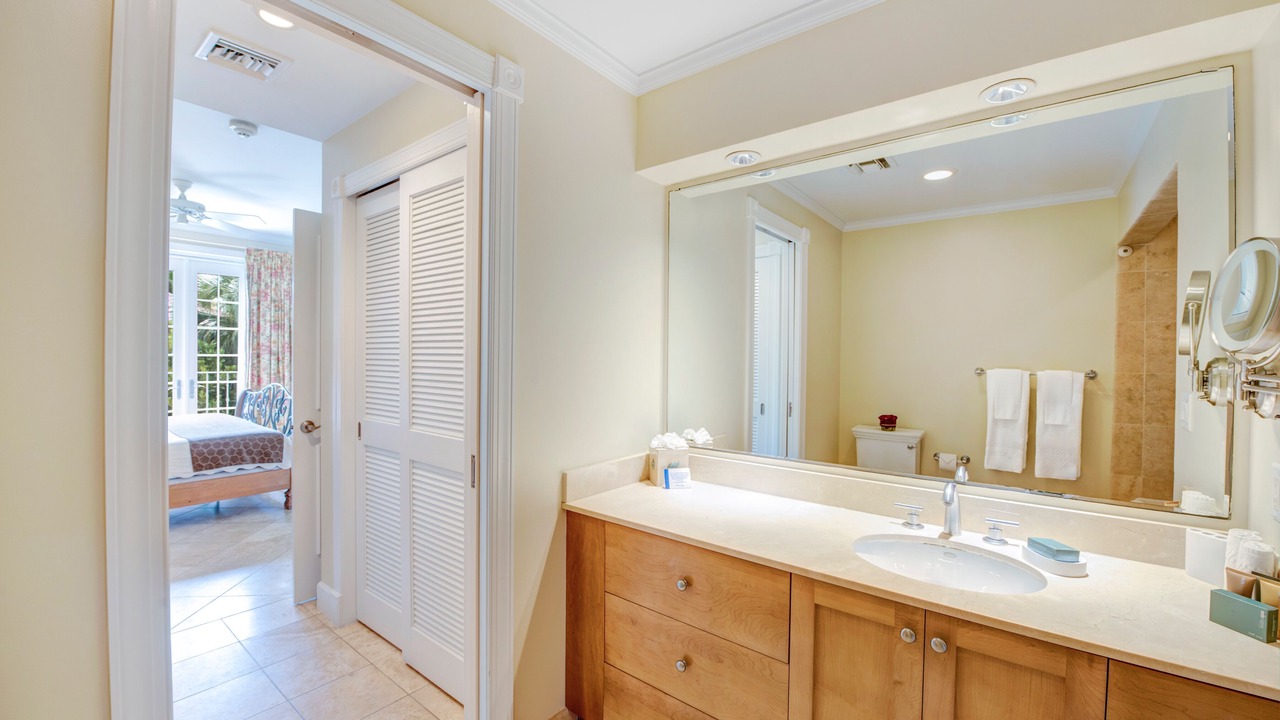 Photo of Bathroom in Grace Bay