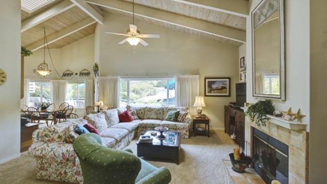 Photo of Livingroom in Aptos