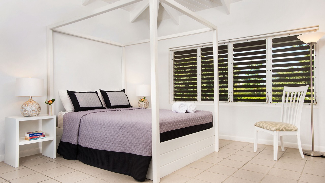 Photo of Bedroom in Leeward Settlement