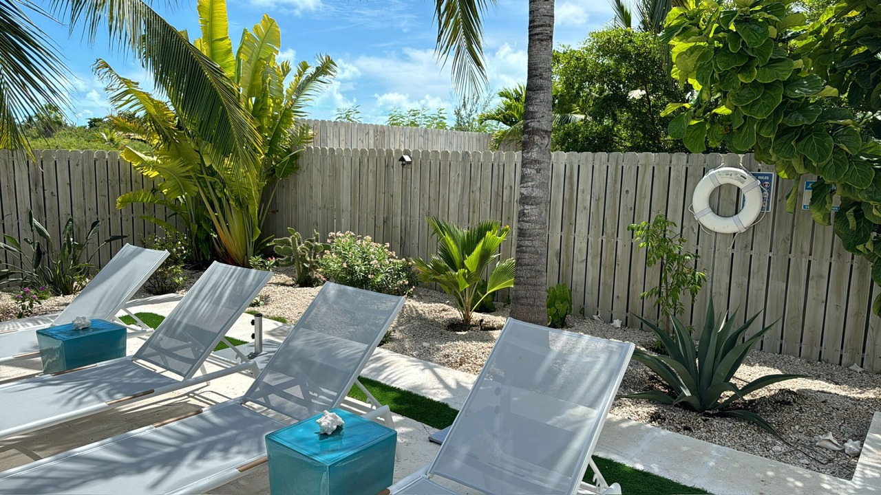 Photo of Outdoor in Leeward Settlement
