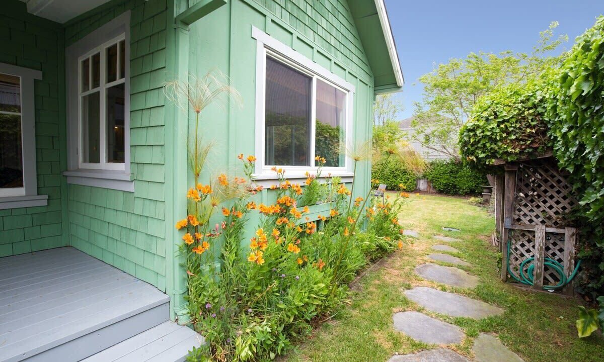 Photo of Outdoor in Eastside Santa Cruz