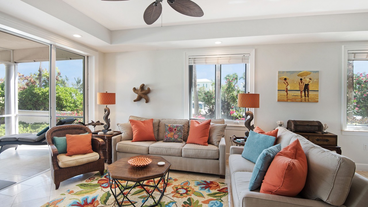 Photo of Livingroom in Grace Bay