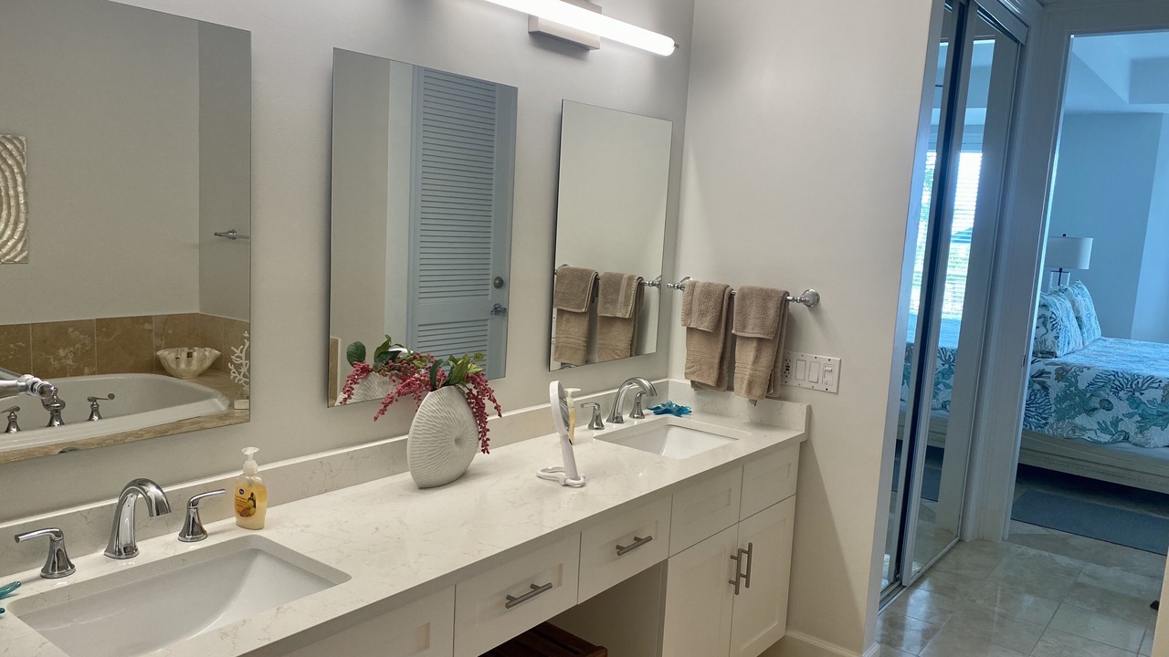 Photo of Bathroom in Grace Bay