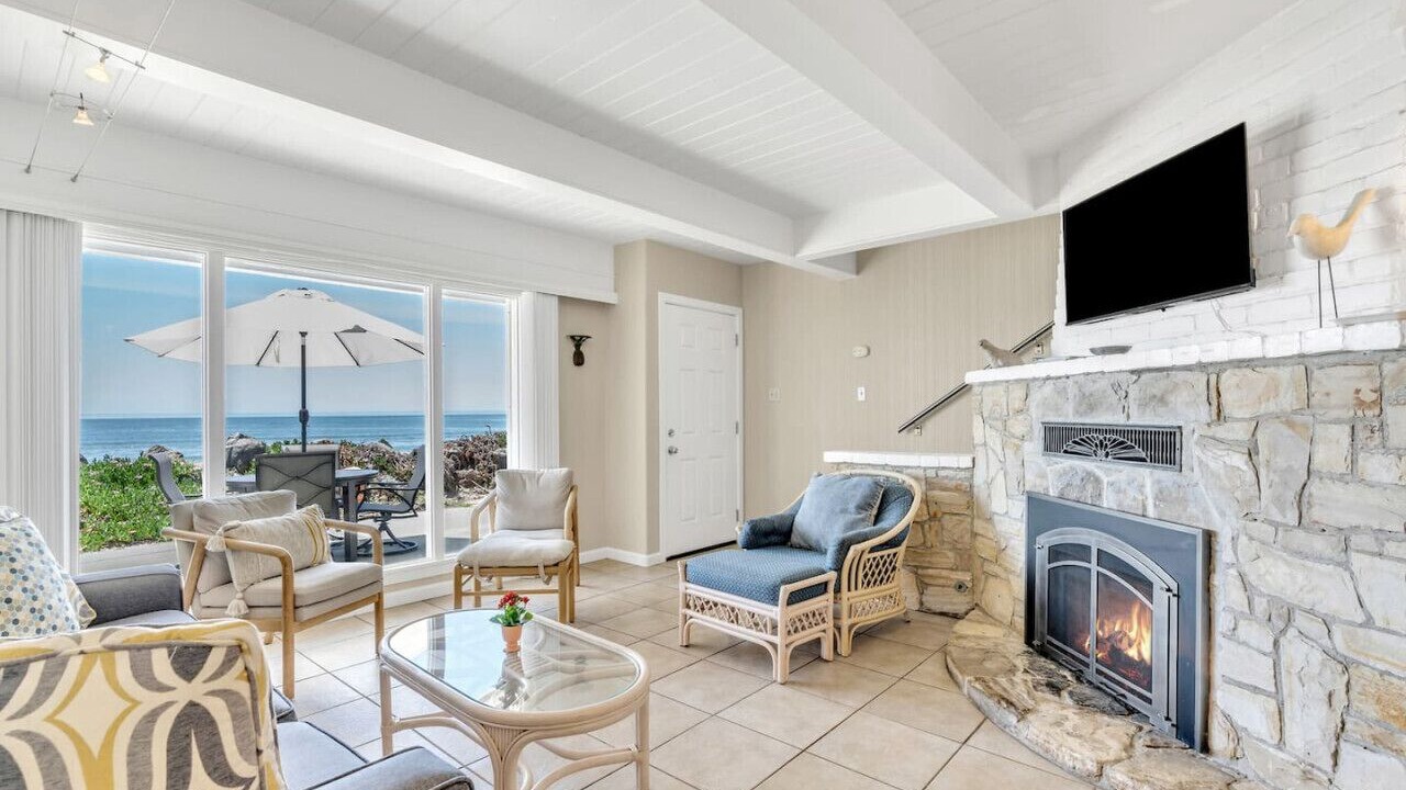 Photo of Livingroom in Rio del Mar