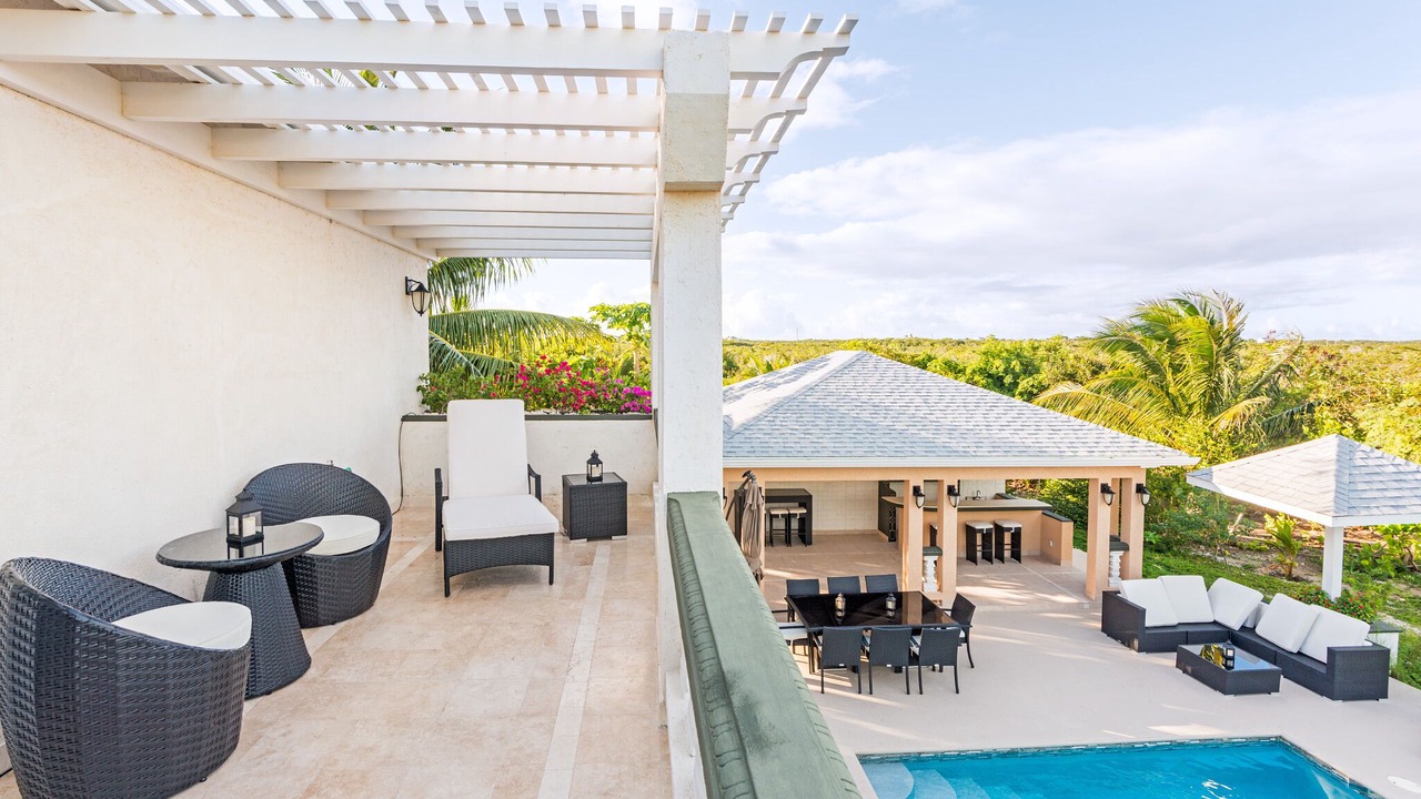 Photo of Outdoor in Long Bay Hills