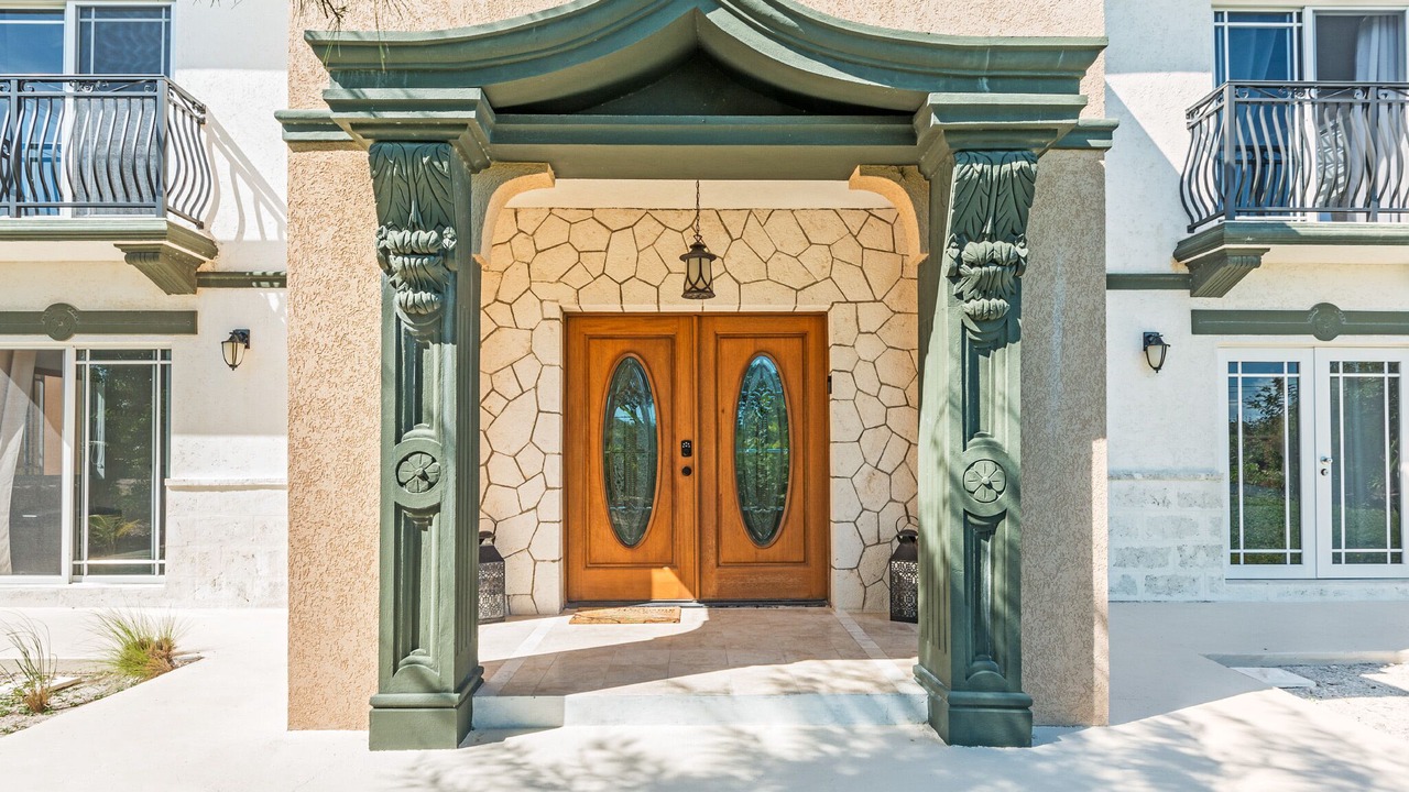 Photo of Outdoor in Long Bay Hills