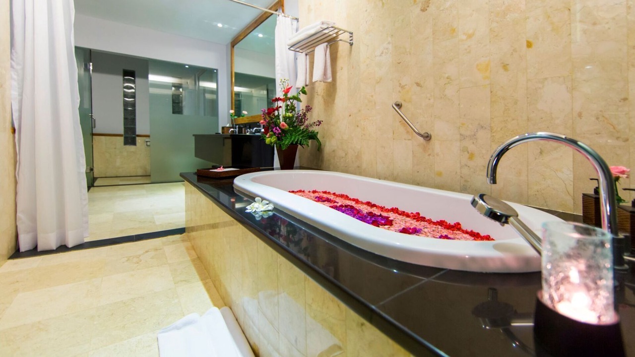 Photo of Bathroom in Sambahan