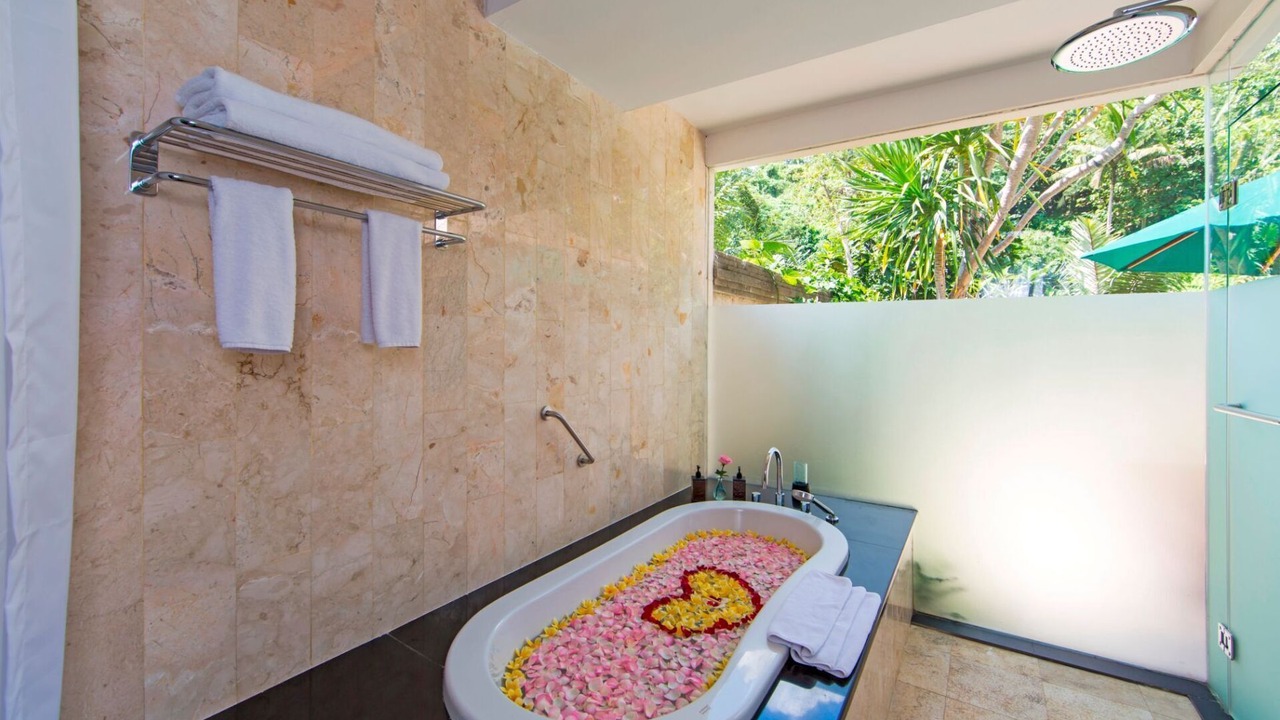 Photo of Bathroom in Sambahan