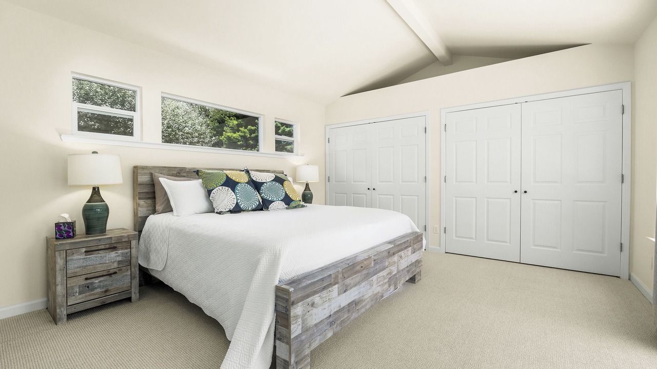 Photo of Bedroom in Opal Cliffs