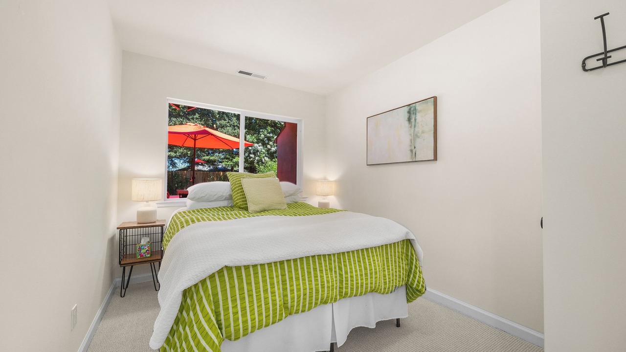 Photo of Bedroom in Opal Cliffs