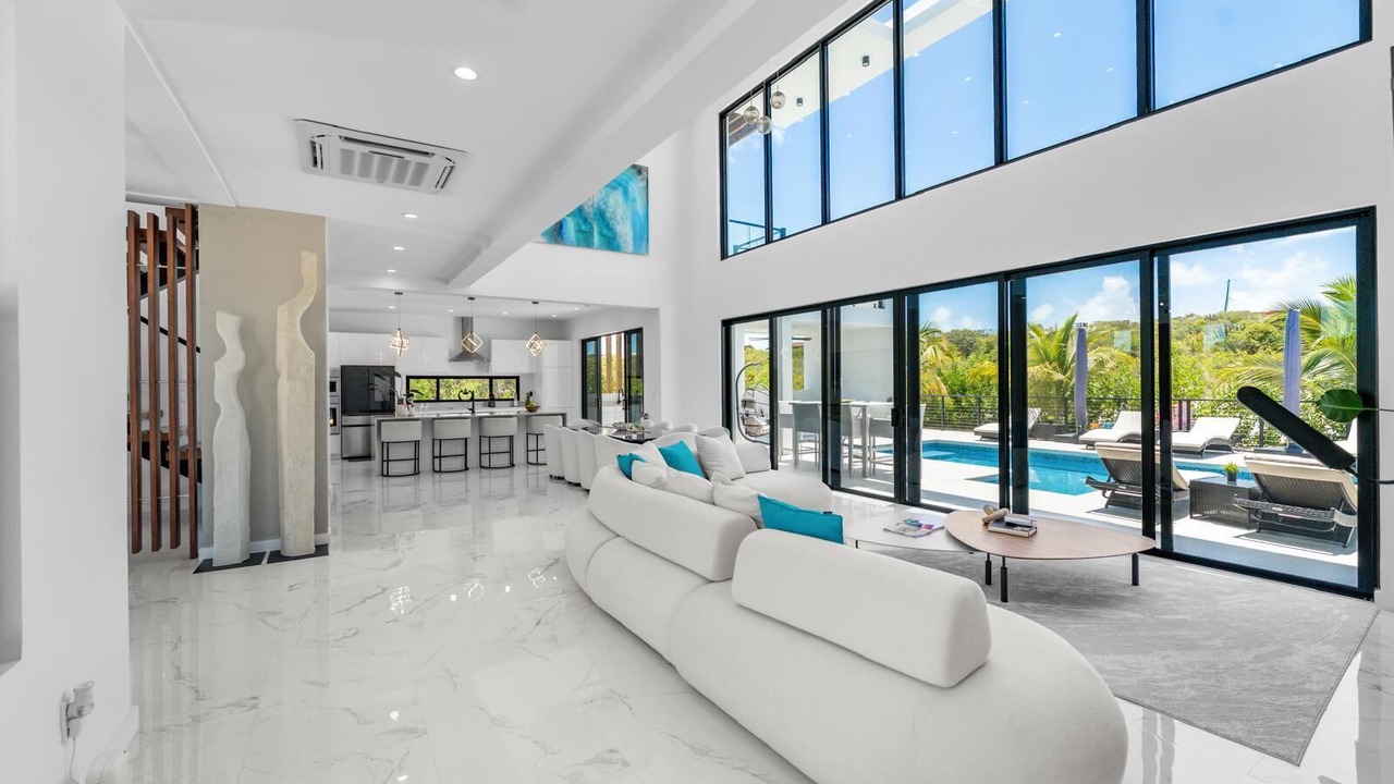 Photo of Outdoor in Long Bay Hills
