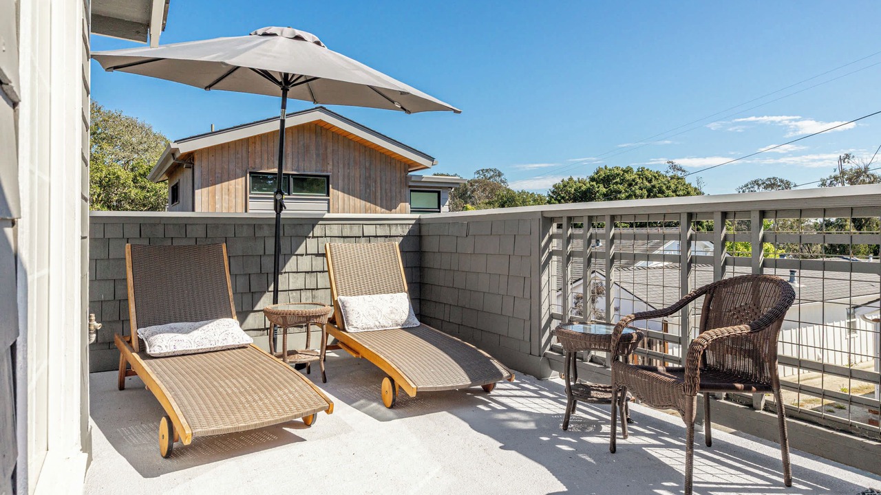 Photo of Patio Balcony in Eastside Santa Cruz