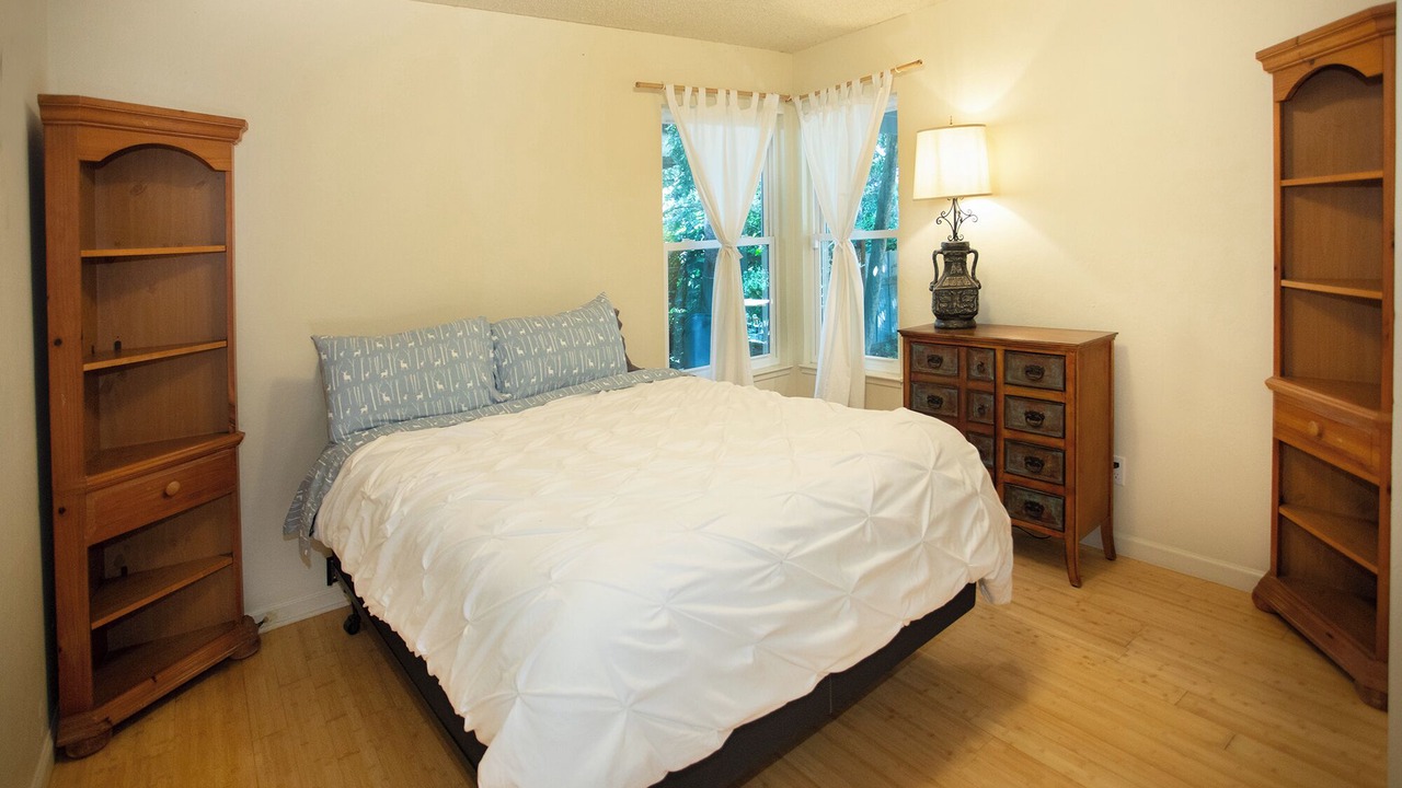 Photo of Bedroom in Eastside Santa Cruz
