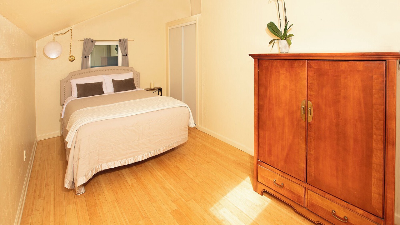 Photo of Bedroom in Eastside Santa Cruz
