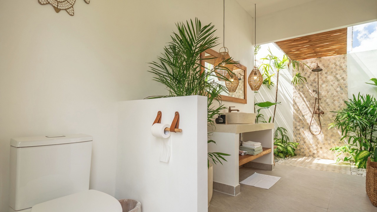 Photo of Bathroom in Tanjungbenoa