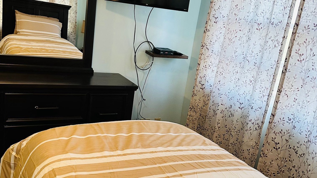 Photo of Bedroom in Long Bay Hills
