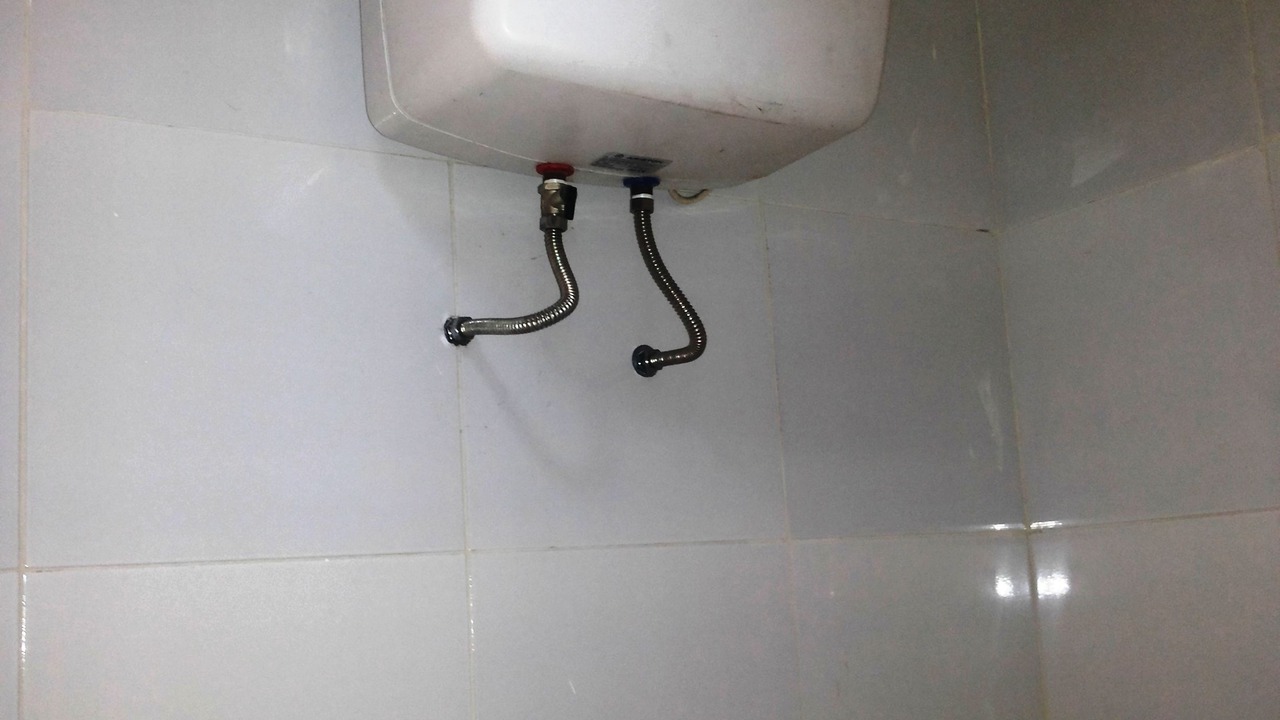 Photo of Bathroom in Padangsambian Klod
